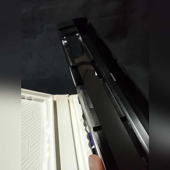 MIRACLE ON 34TH STREET - VHS 1994 - RATED PG - Picture 7 of 7